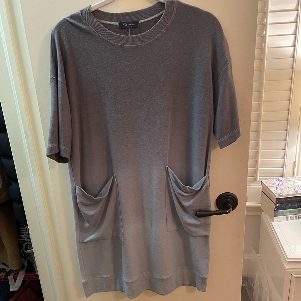 grey tshirt dress